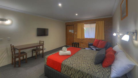 Wondai Colonial Motel - Airlie Beach Holiday 2