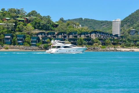 Yacht Club Villa 33 - Serenity - 4 Bedroom 4 Bathroom House Ocean Views 2 Buggies - Airlie Beach Holiday 2