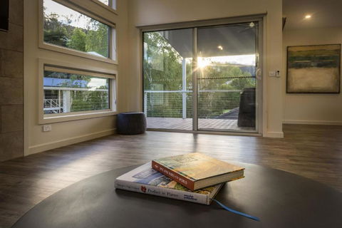 A Pear Tree Loft - Airlie Beach Holiday 3