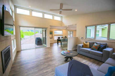 A Pear Tree Loft - Airlie Beach Holiday 4