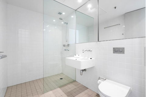 Air On Broadbeach - Hosted By Coastal Letting - Airlie Beach Holiday 2