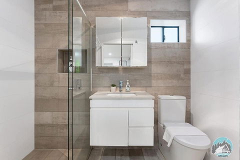 Aircabin - Guildford - 3 Beds Spacious House - Airlie Beach Holiday 3