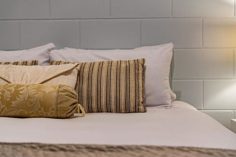 Airlie Sun & Sand Accommodation #5 - Airlie Beach Holiday 1