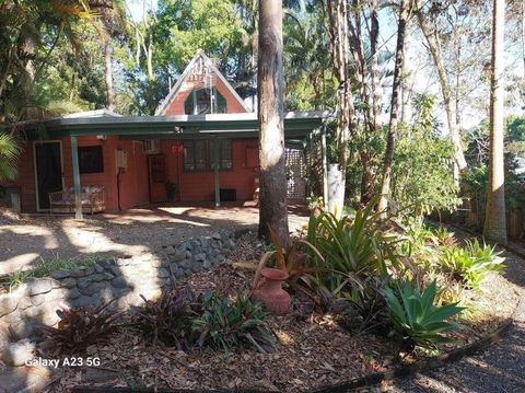 Alba The Scots Cottage Walk Every Where - Airlie Beach Holiday 2