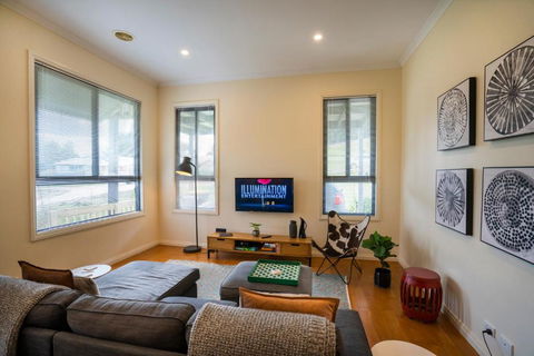 Alfies On Albert Daylesford - Airlie Beach Holiday 1