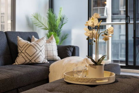 Amaya-Modern Southbank Living-Close To Crown & Yarra River - Airlie Beach Holiday 1