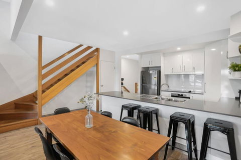 Aqua On Fletcher Street - Airlie Beach Holiday 2