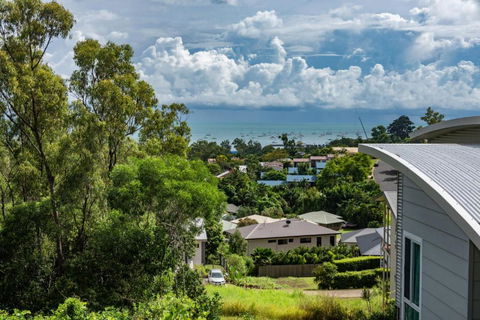 Austinmer - Cannonvale - Airlie Beach Holiday 2