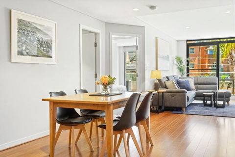 B208S - The Waverton Escape - Airlie Beach Holiday 2