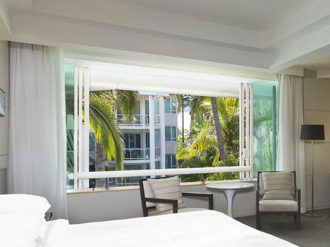 Sheraton Grand Mirage Resort Gold Coast - Airlie Beach Holiday 8
