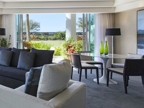 Sheraton Grand Mirage Resort Gold Coast - Airlie Beach Holiday 1