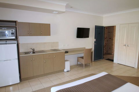 Midlander Motor Inn - Airlie Beach Holiday 22