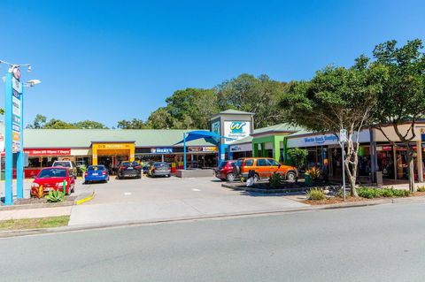 Close To Surf Beach, Surf Club, Hotel And Shops - Boyd St, Woorim - Airlie Beach Holiday 17
