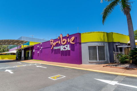 First Floor Unit Close To Shops, Park And Waterfront! - Airlie Beach Holiday 1