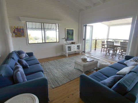 Annie's White House - Airlie Beach Holiday 8