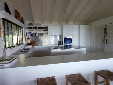 Annie's White House - Airlie Beach Holiday 13