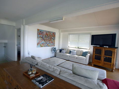 Annie's White House - Airlie Beach Holiday 19