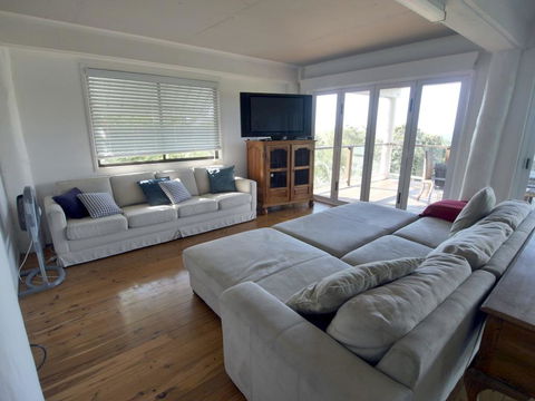 Annie's White House - Airlie Beach Holiday 18