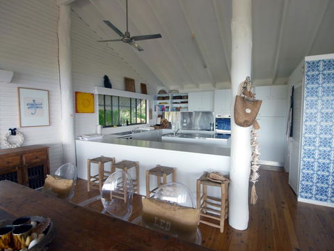 Annie's White House - Airlie Beach Holiday 14