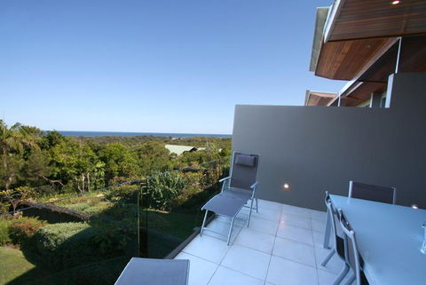 1/22 Mahogany Drive - Beach House 1 @ Vue - Airlie Beach Holiday 1