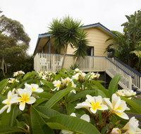 11 Coast at Boomerang Beach - Airlie Beach Holiday