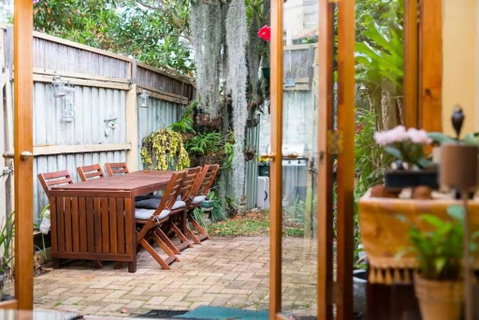 2 Bed Renovated Terrace - Erskinville - Airlie Beach Holiday 0