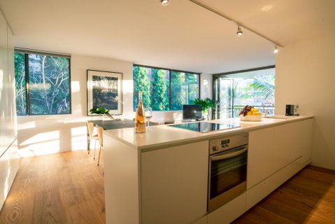 2 Bedroom Apt In Potts Point With Parking - Airlie Beach Holiday 2