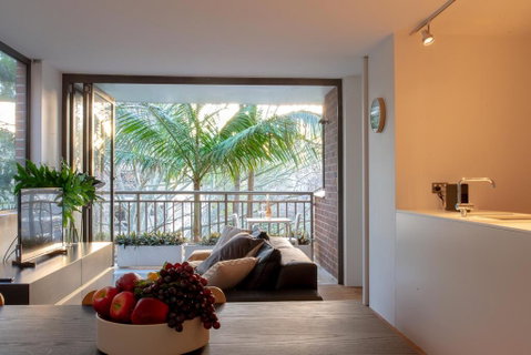 2 Bedroom Apt In Potts Point With Parking - Airlie Beach Holiday 0