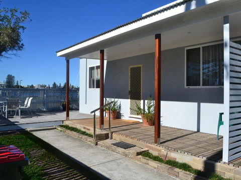 2 Rockpool Road - Airlie Beach Holiday 1