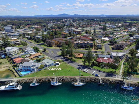 2 Rockpool Road - Airlie Beach Holiday 0