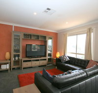 2/17 Jillamatong Street - Airlie Beach Holiday
