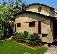 2b Manfred St - The Wave House - Airlie Beach Holiday