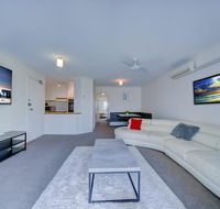 2BR Aloha Lane Main Beach Apartment - Airlie Beach Holiday