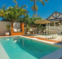 3 Little Pigs Holiday Home - Airlie Beach Holiday
