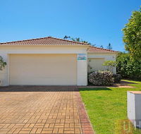 32 Beachside - Airlie Beach Holiday
