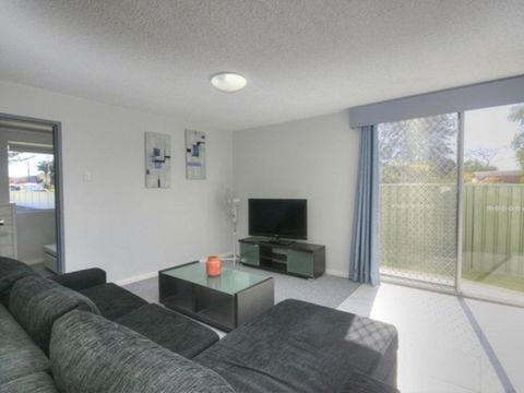 45B Wharf Street Downstairs - Airlie Beach Holiday 2