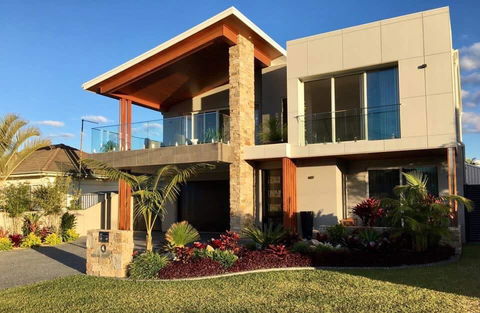 5 Liamina Avenue Apartment - Airlie Beach Holiday 2