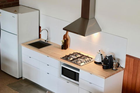 A Home Amongst The Gum Trees - Airlie Beach Holiday 2