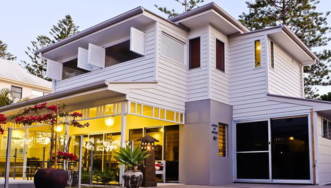 Aaman & Cinta Luxury Villas - Airlie Beach Holiday 0