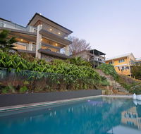 Absolute Waterfront Lakehouse Fishing Point Waterfront Pool Jetty - Airlie Beach Holiday