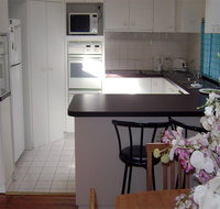 Accommodation Sydney North - Forestville 4 bedroom 2 bathroom house - Airlie Beach Holiday