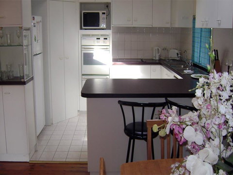 Accommodation Sydney North - Forestville 4 Bedroom 2 Bathroom House - Airlie Beach Holiday 0