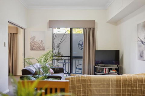 Fabulous Apt In Northbridge With Pool & WiFi - Airlie Beach Holiday 1