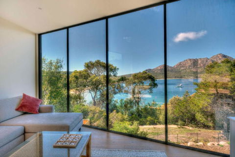 Furneaux - Airlie Beach Holiday 4