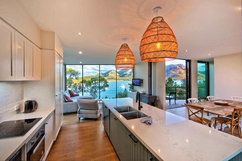 Furneaux - Airlie Beach Holiday 3