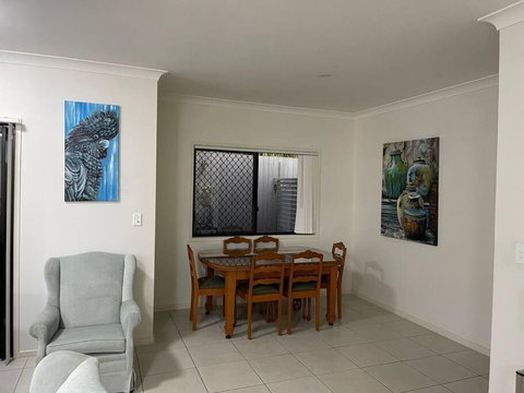 Georgina Townhouse - Airlie Beach Holiday 3