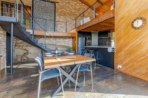 Grey Gum Lodge - Airlie Beach Holiday 3