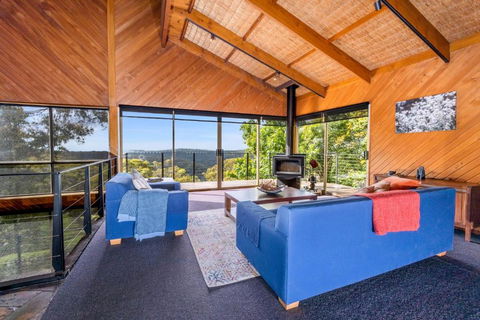 Grey Gum Lodge - Airlie Beach Holiday 1