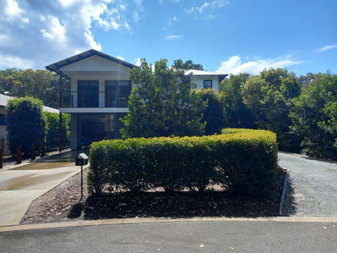 Ibis 9 House - Airlie Beach Holiday 1