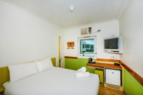 Ibis Budget Brisbane Airport - Airlie Beach Holiday 0